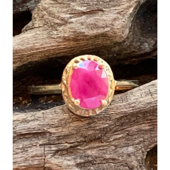 10K Gold and Natural Ruby Vintage Ring, Size 7.75 - Picture 1 of 6